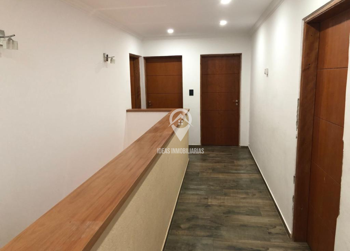 Casa de Lujo en Venta - Calle Loncopue 1400 