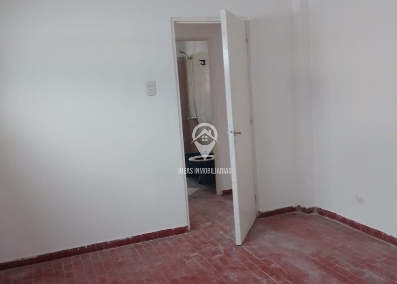 Se vende Departamento calle Primeros Pobladores