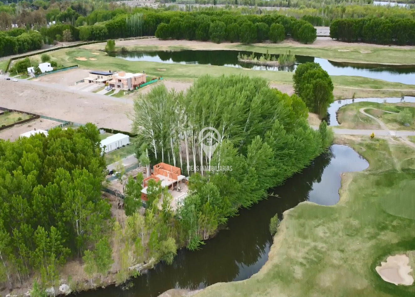 Venta Casa en Construccion - Los Canales Club de Campo 