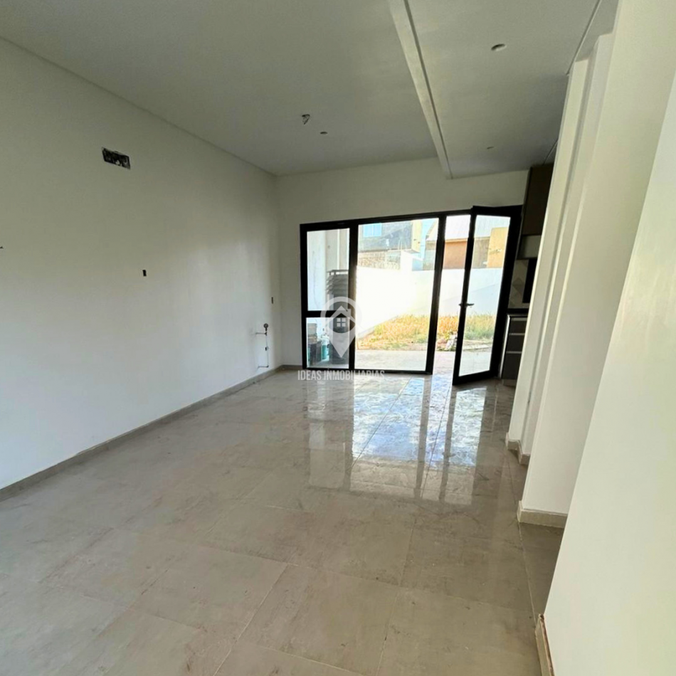 Duplex a Estrenar en Loteo Fulciniti | Centenario