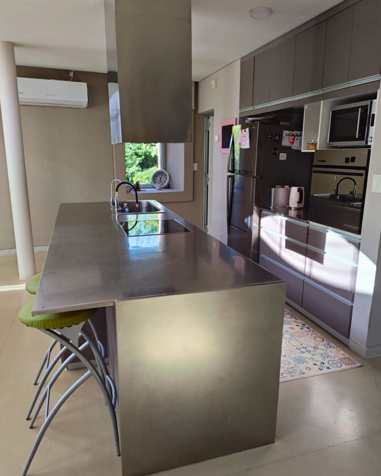 Casa 3 Dormitorios + Estudio | Barrio Privado La Comarca
