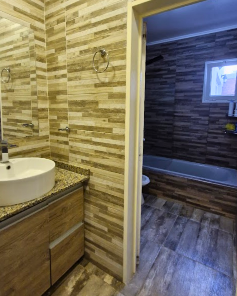 Casa con piscina y quincho | Apta Credito Hipotecario | Centenario